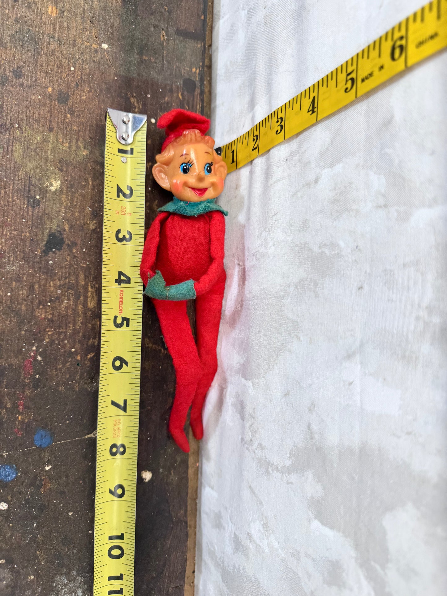 Japan Red Knee Hugger Elf Vintage #1708