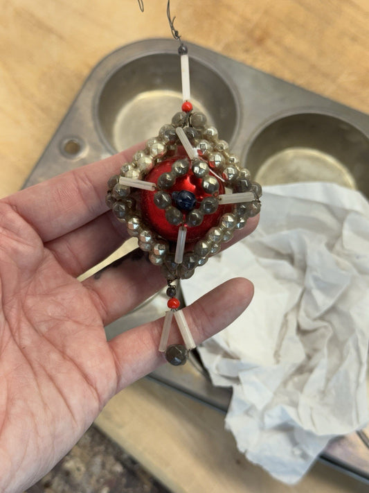 Victorian Glass Bead Ornament #1576