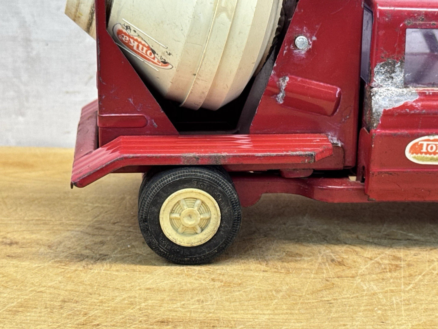 Vintage 1960s Tonka Cement Truck #1044