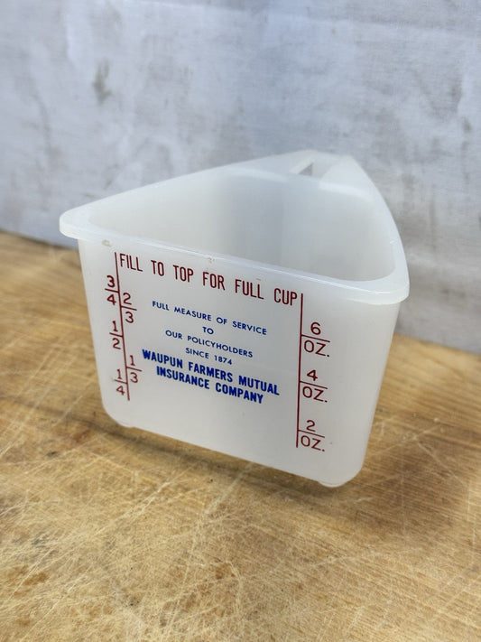 Waupun Wisconsin Measuring Cup Advertisement Vtg Plastic #1442