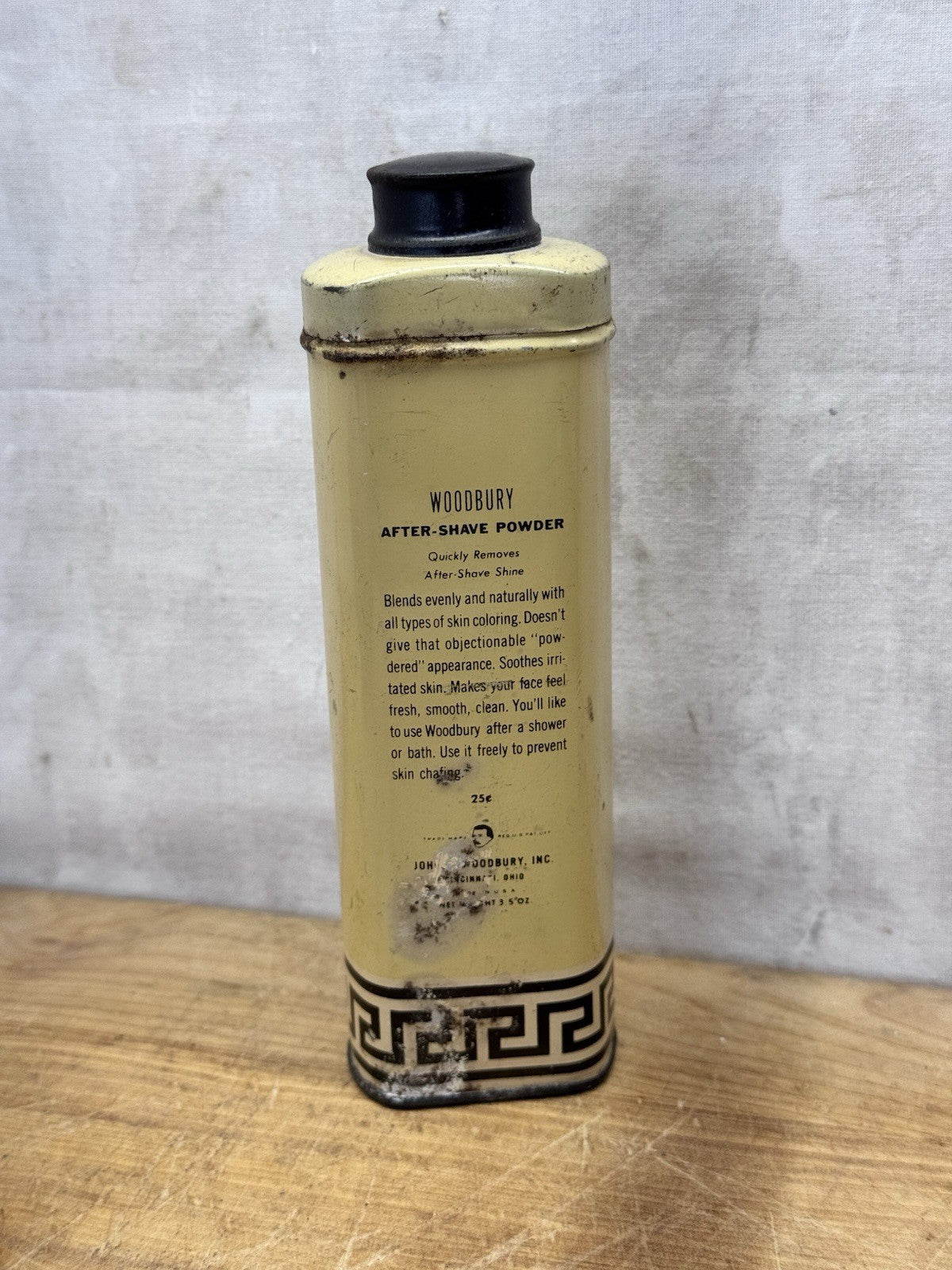 Woodbury After Shave Powder Tin Vtg #S-1541