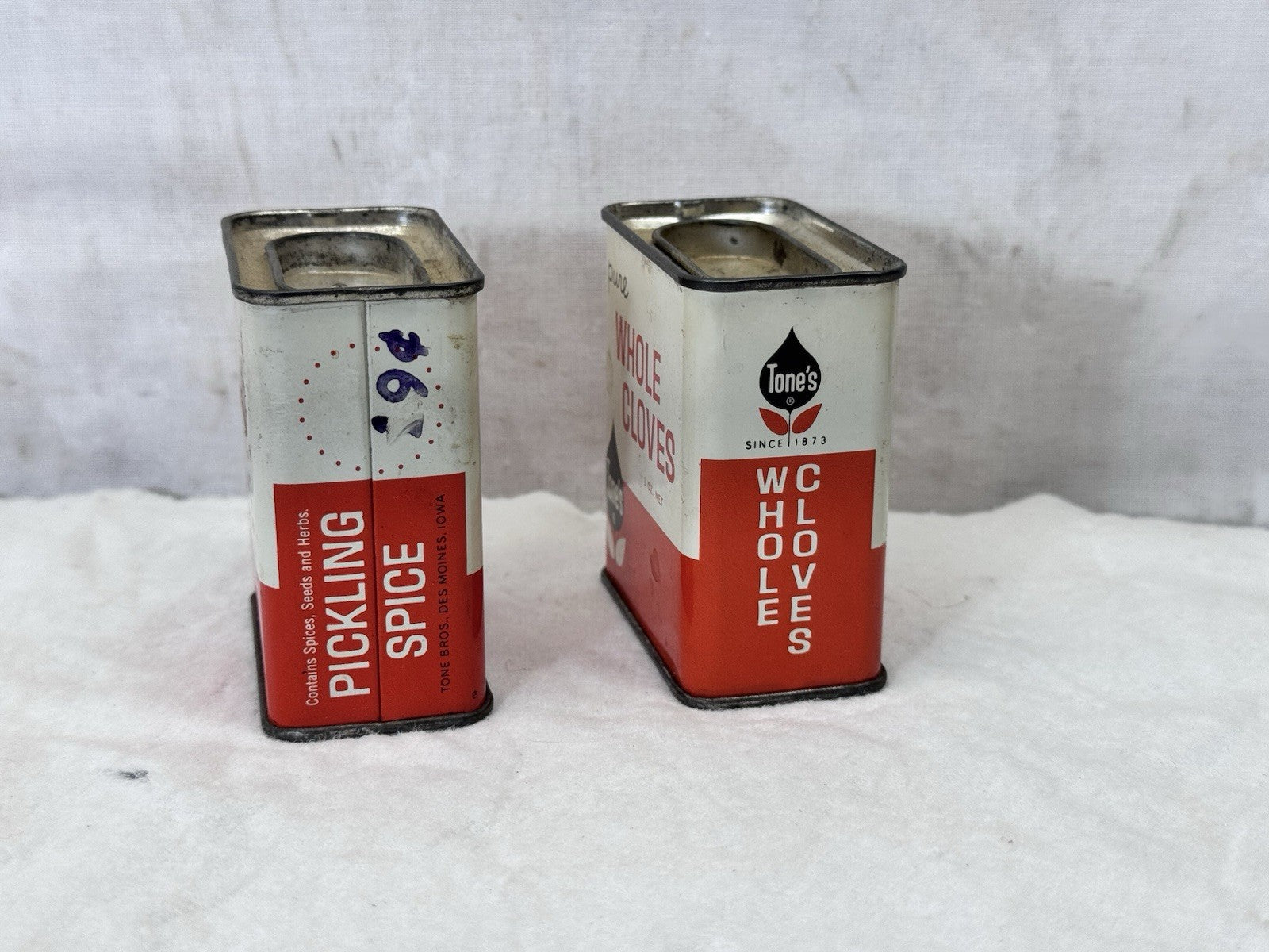 Tones Vintage Pickling Spice & Whole Cloves Spice Tins #s-1922