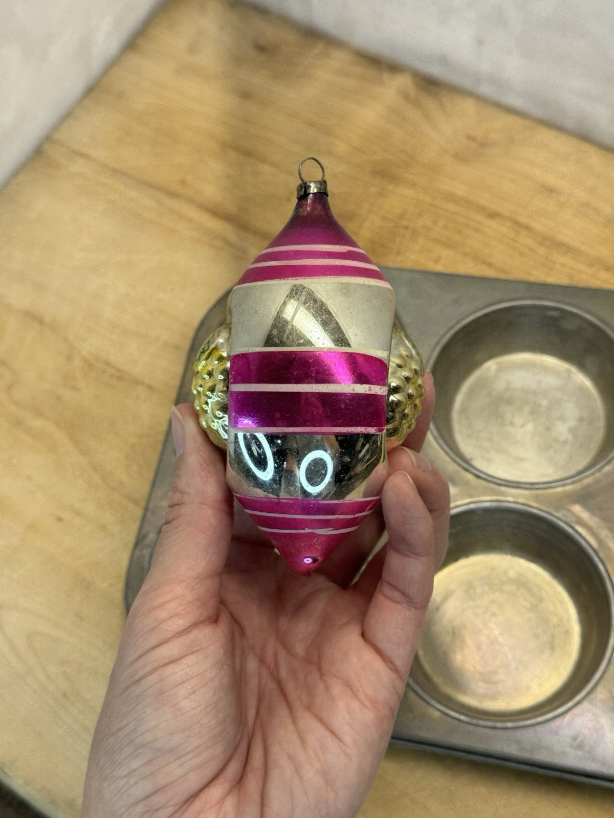 Tear Drop Vtg Christmas Ornament #1570