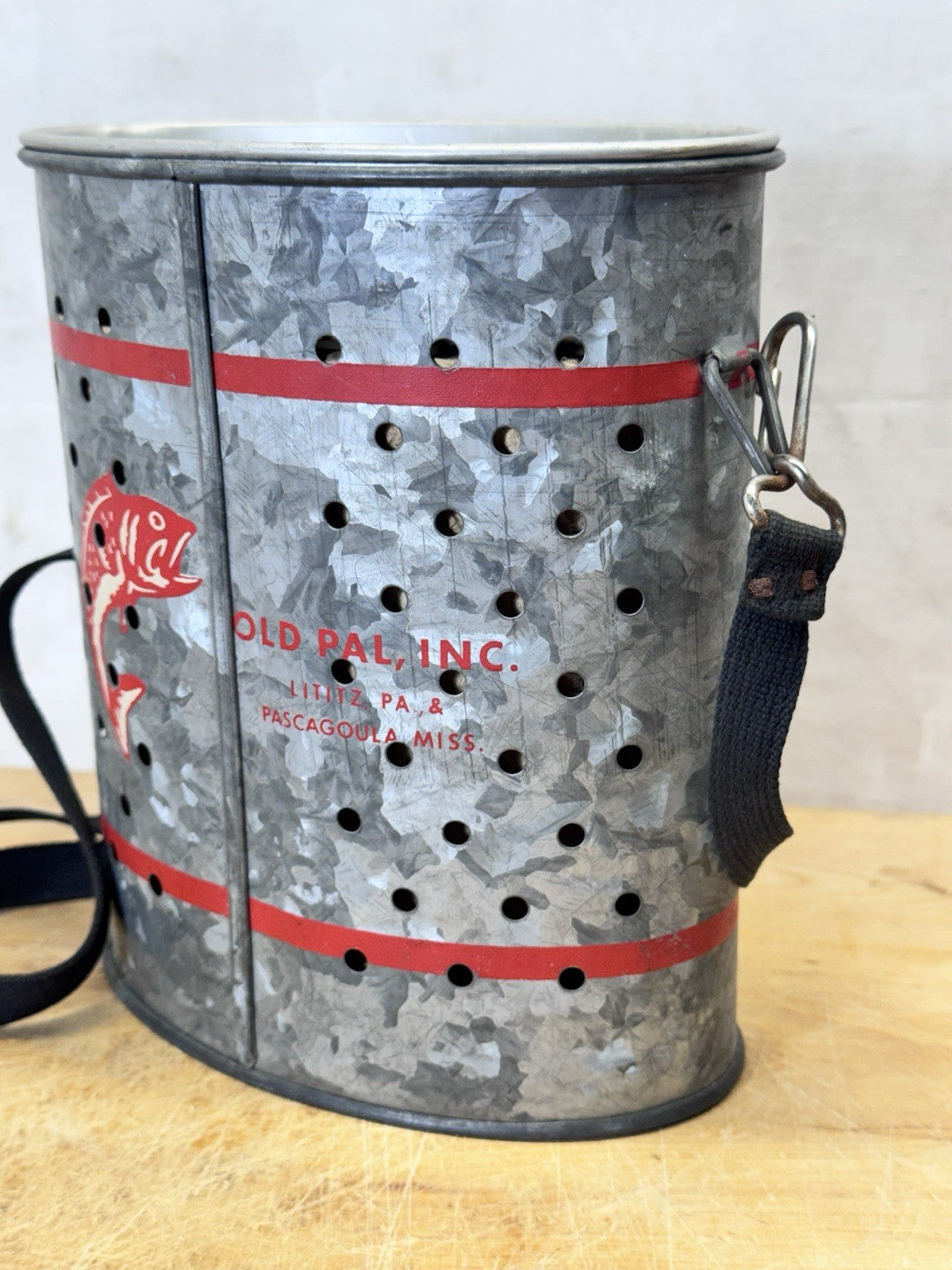 Vintage Old Pal Minnow Bucket #S-1803