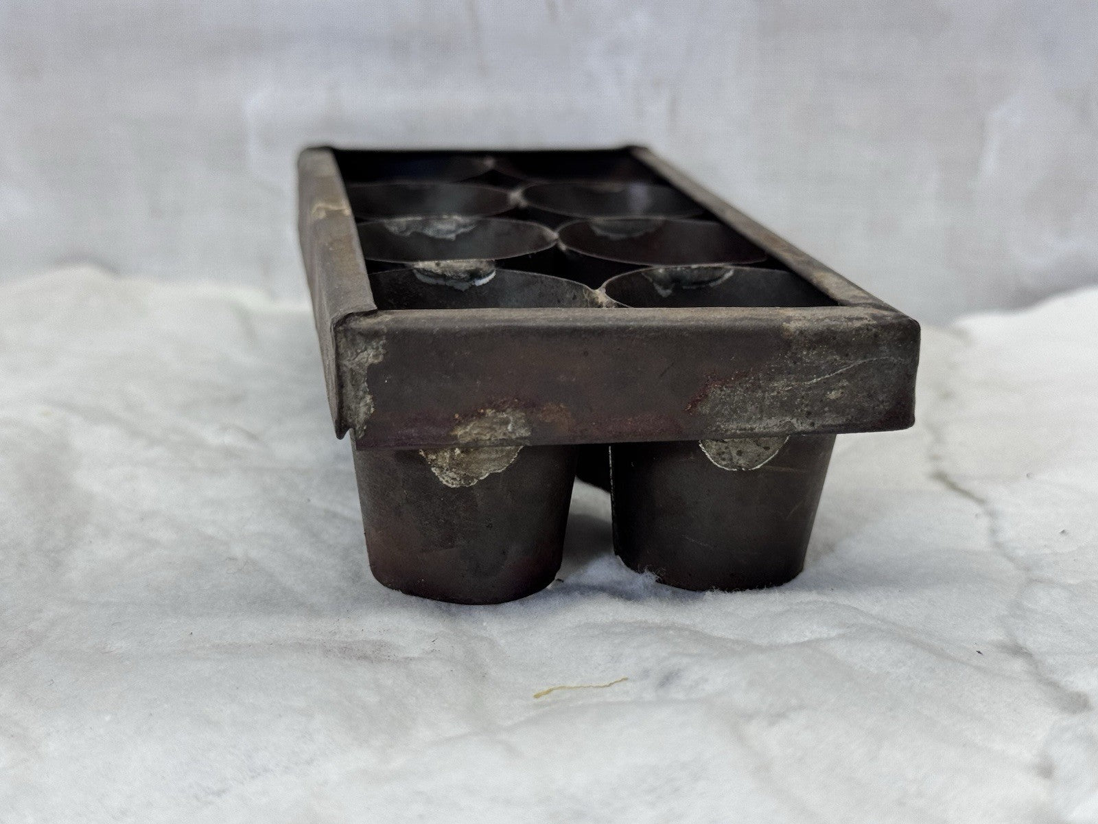 Unknown Antique tin  Mold #S-1764