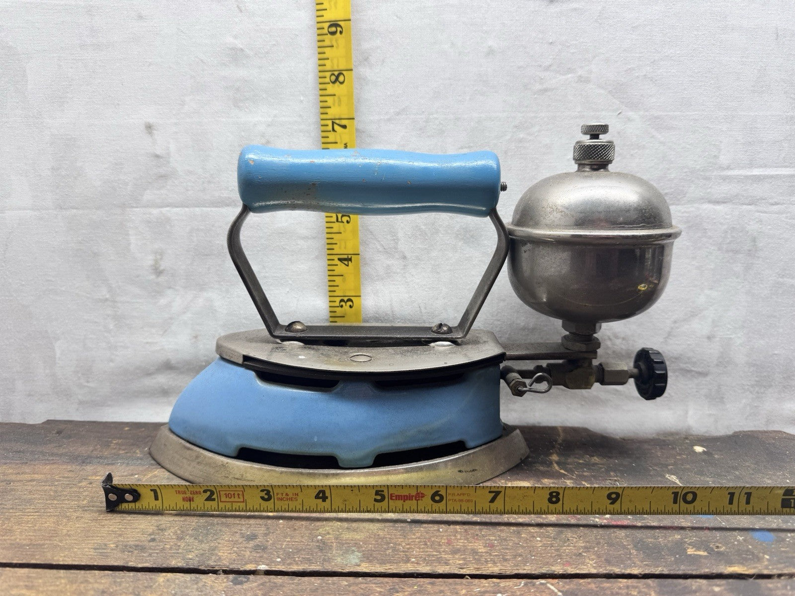 Coleman Vtg Gas Fueled Blue Iron  #S-1582