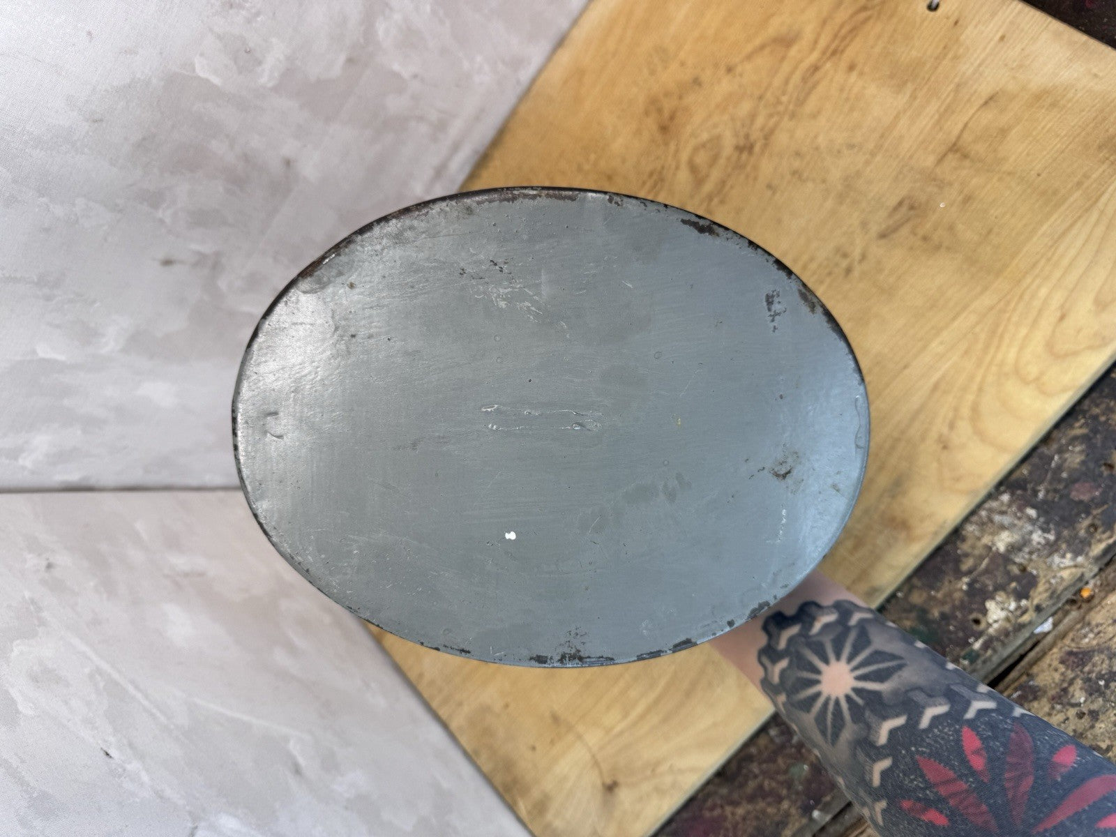 Antique Enamelware Gray Baking Mold #S-1666