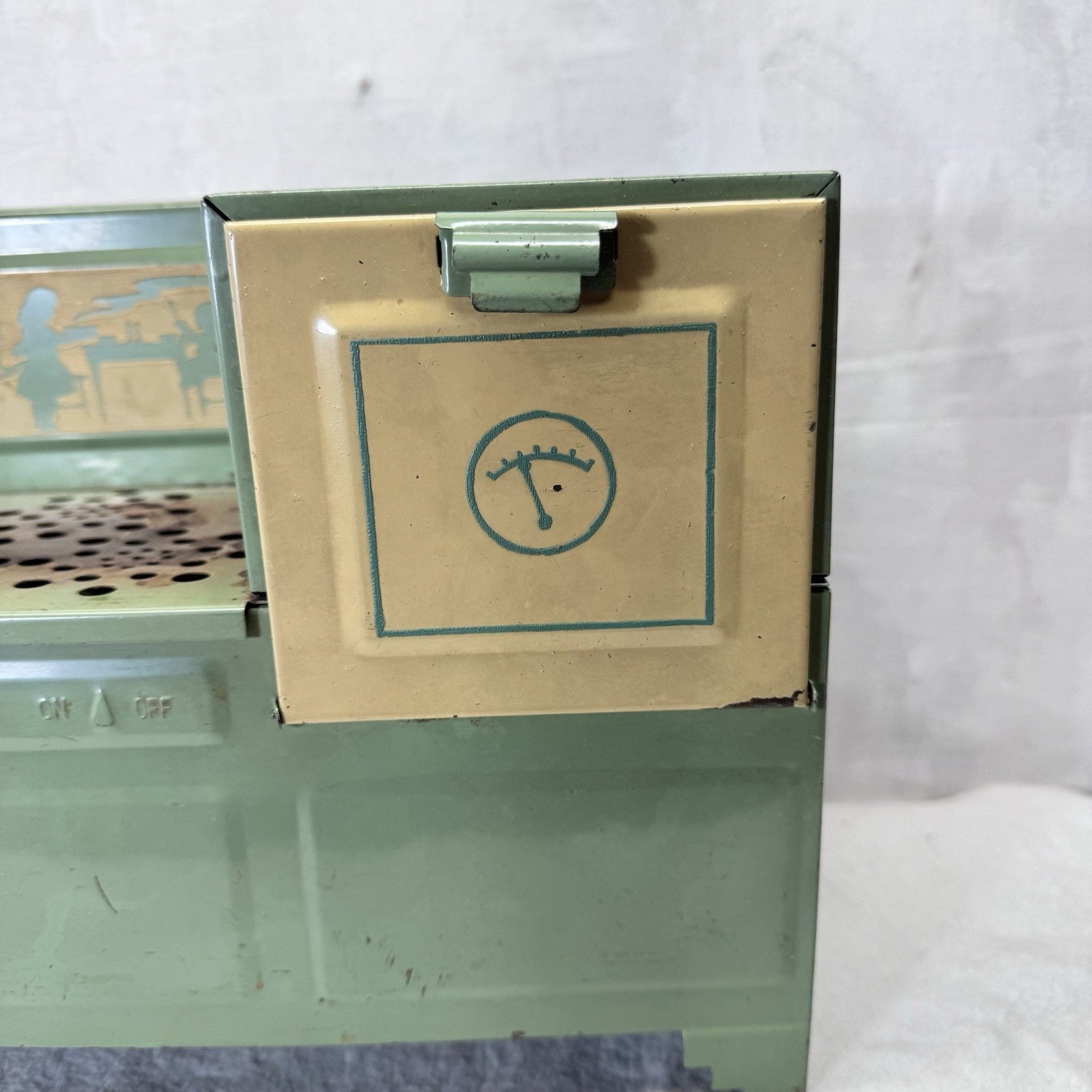 Child’s Metal Green Toy Electric Stove Vintage