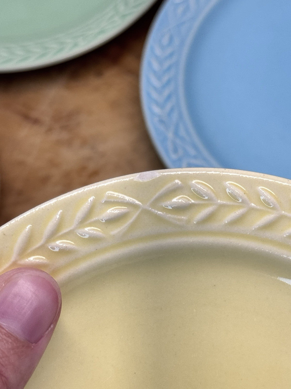 Laurella Set Of Four Plates Vtg #1297