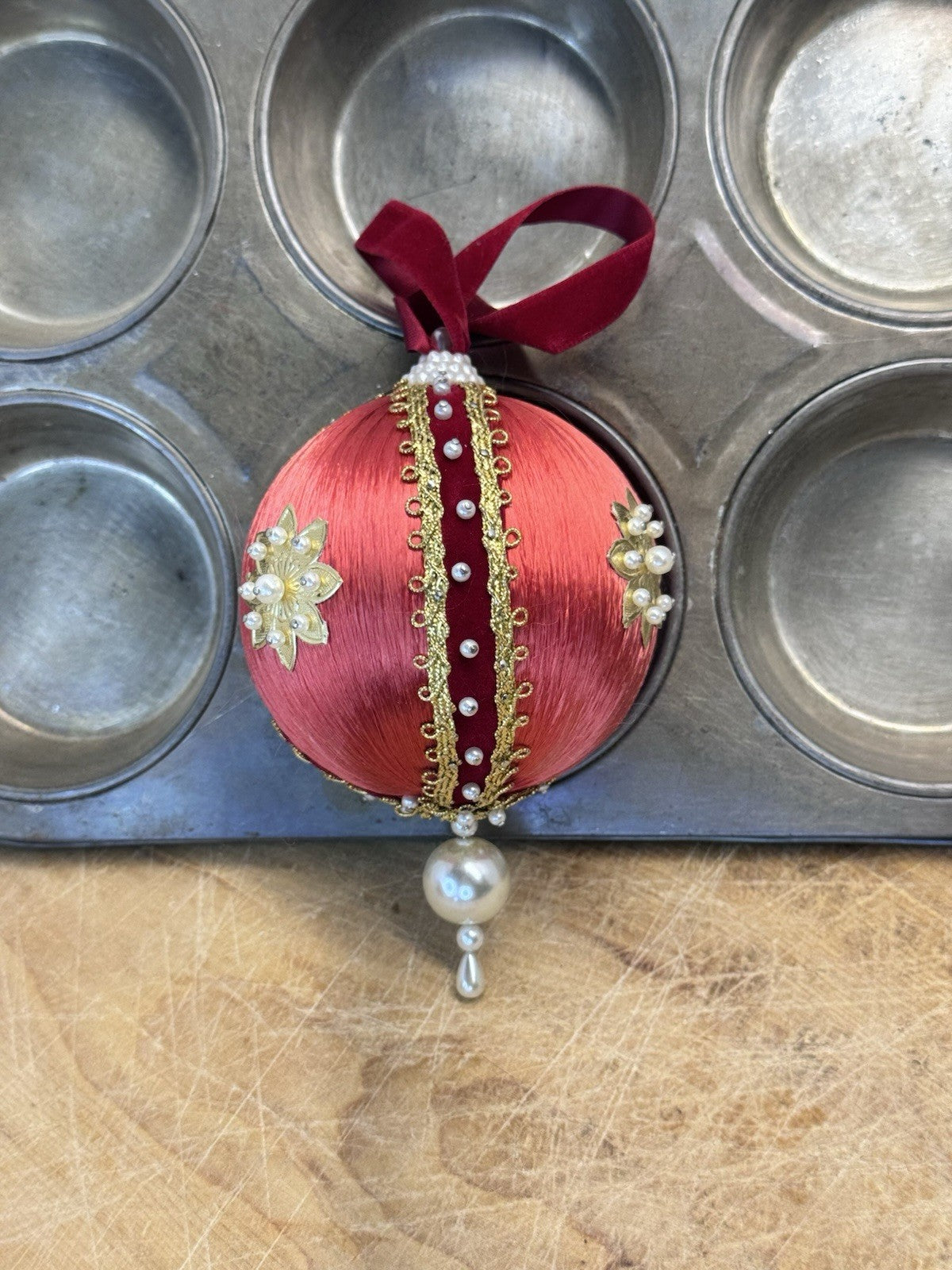 Handmade Push Pin Christmas Ornament Vtg #1568
