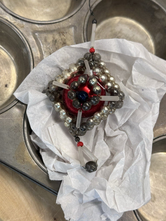 Victorian Glass Bead Ornament #1576