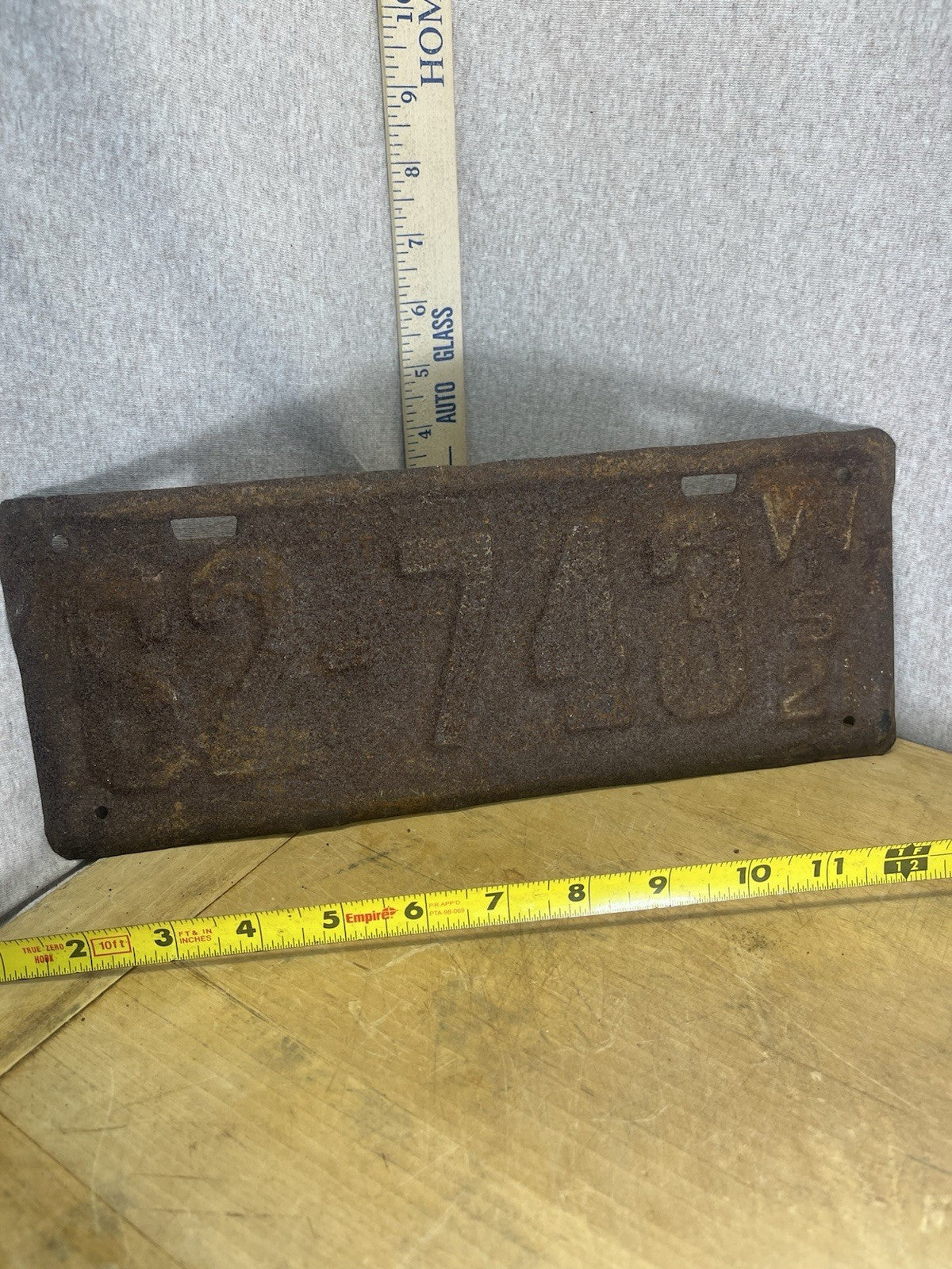 1921 Wisconsin License Plate 62-743