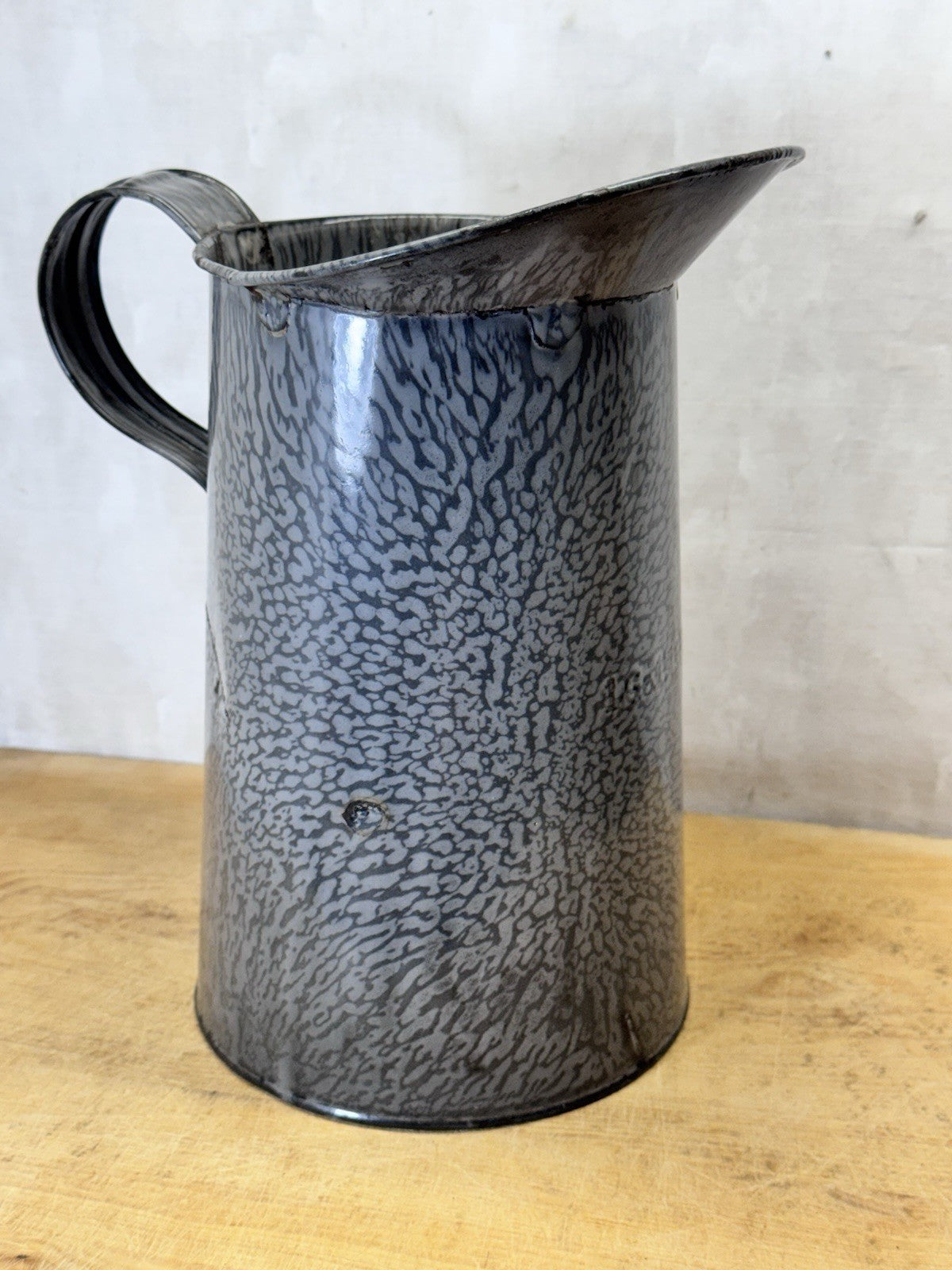 Grey Swirl Splatter Enamelware One Gal Pitcher Vintage #S-1871