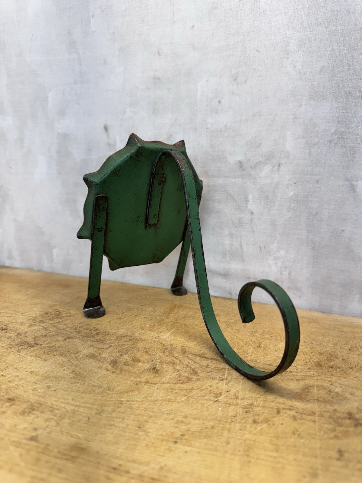 Vintage Ledge Plant Hanger Green #S-1702