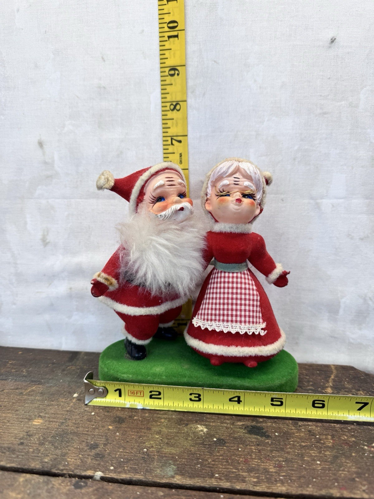 Red Flocked Santa Claus Ms Claus Vintage #1593