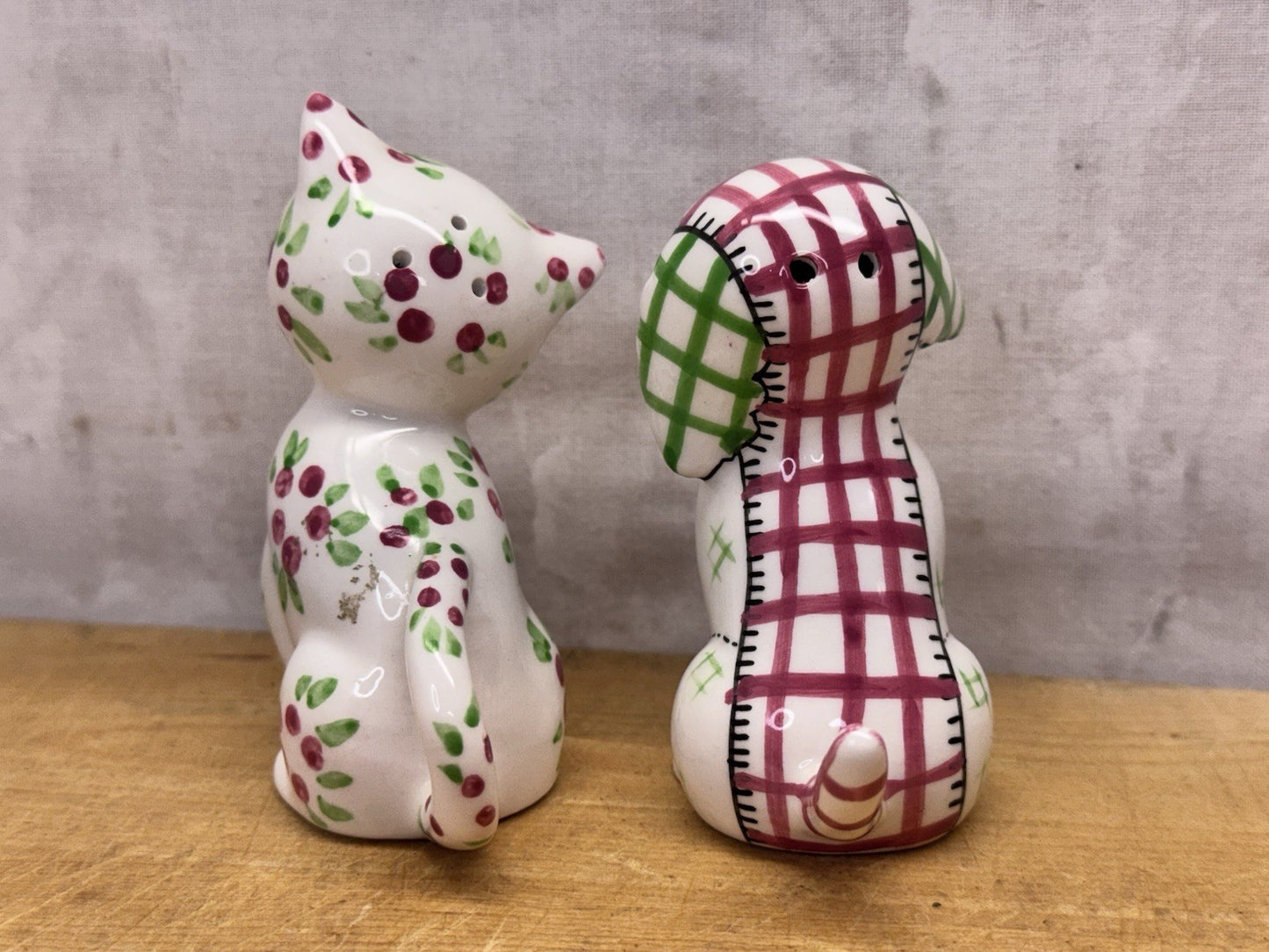 Cat And Dog Salt Pepper Shakers Japan #1143