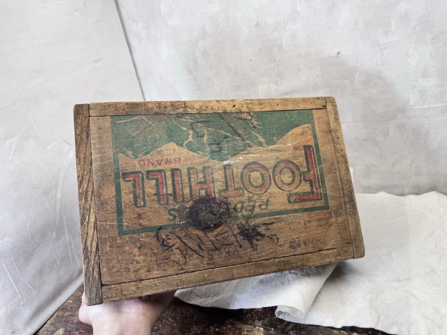 Primitive Tote Caddy Wooden Hand Made #S-1923