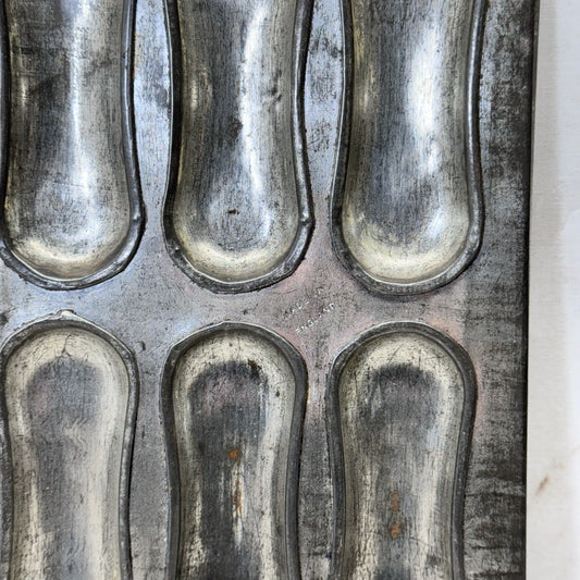 Ladyfinger Baking Tin Vintage