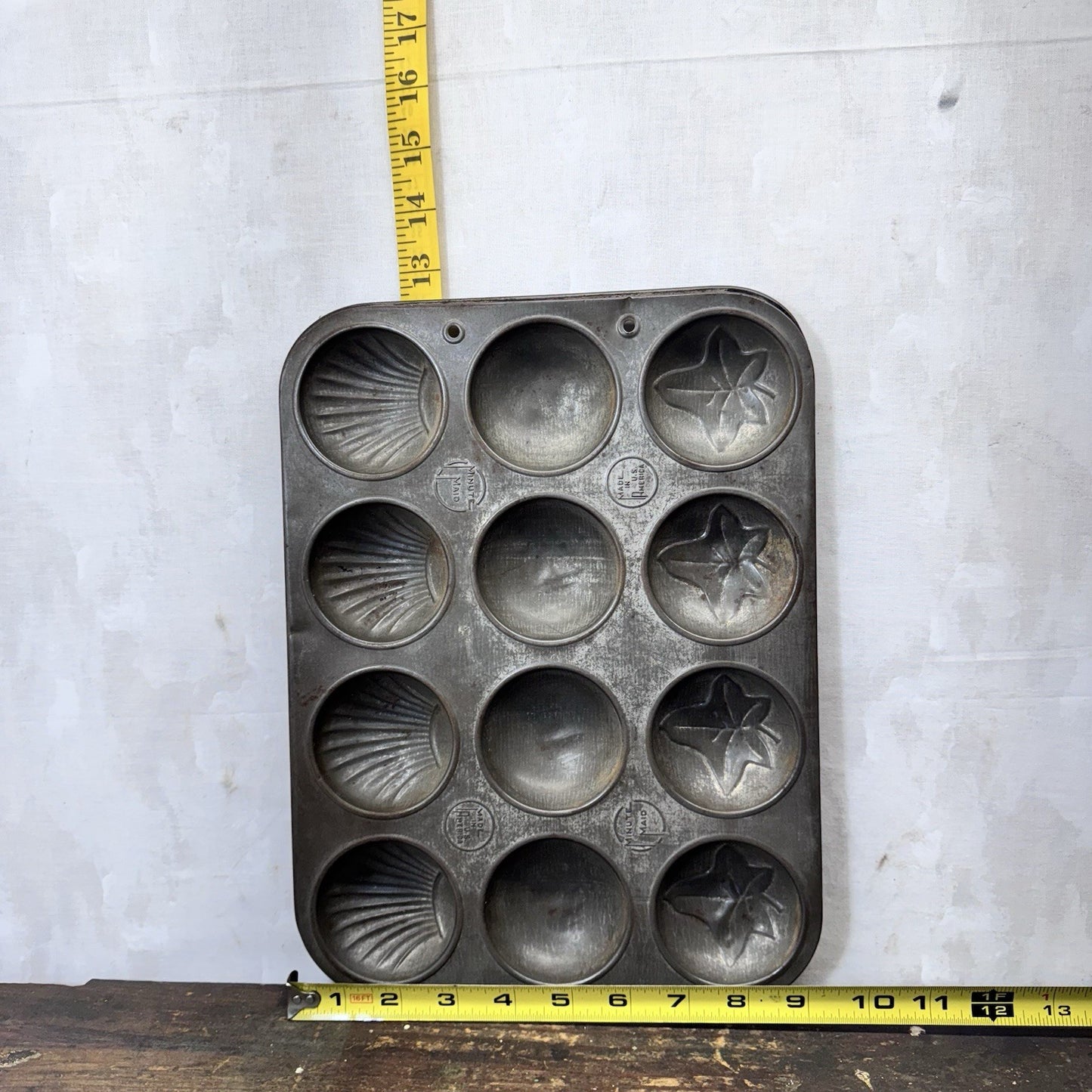 Minute Maid Muffin Baking Tin Mold Vintage