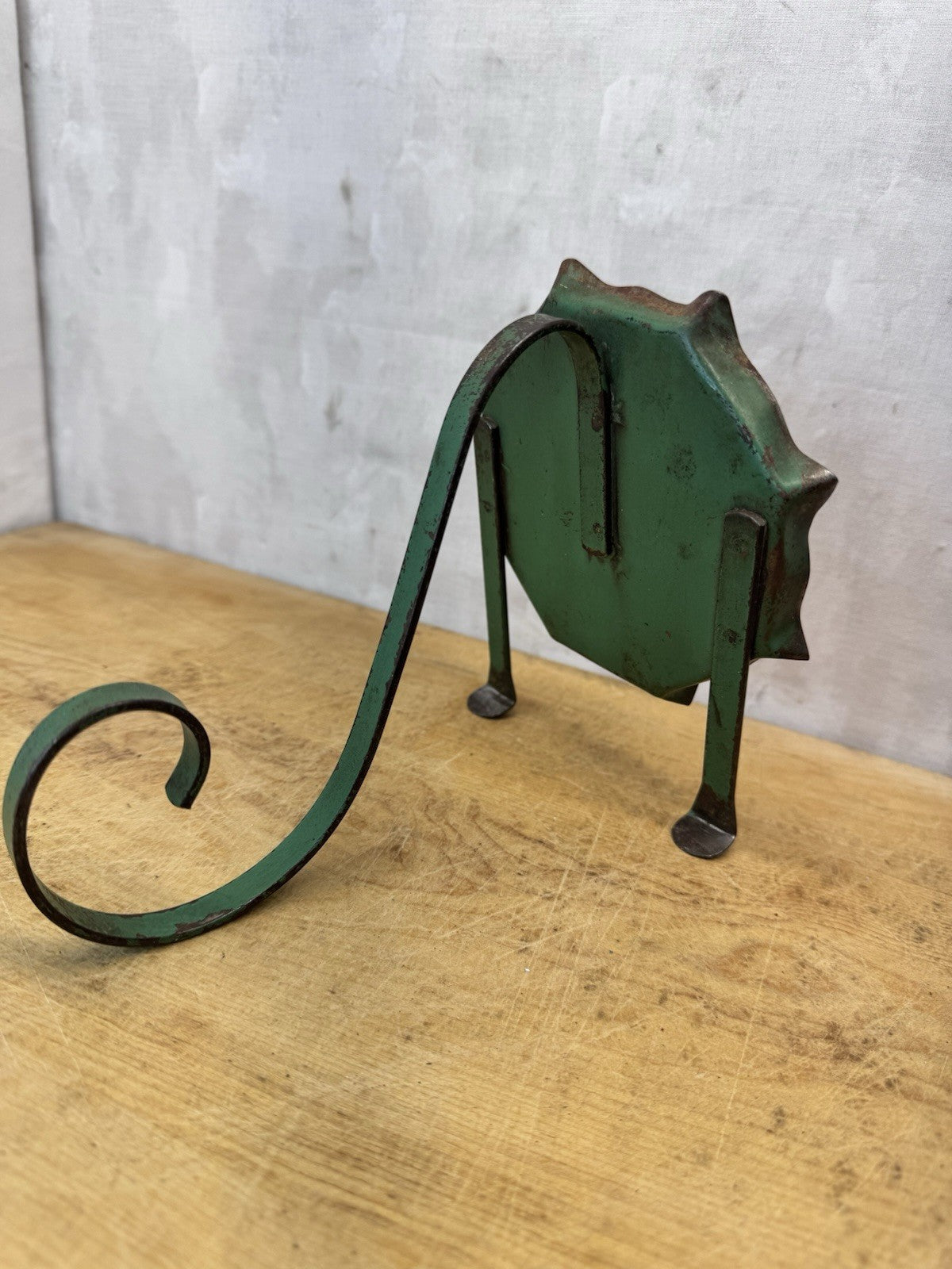 Vintage Ledge Plant Hanger Green #S-1702