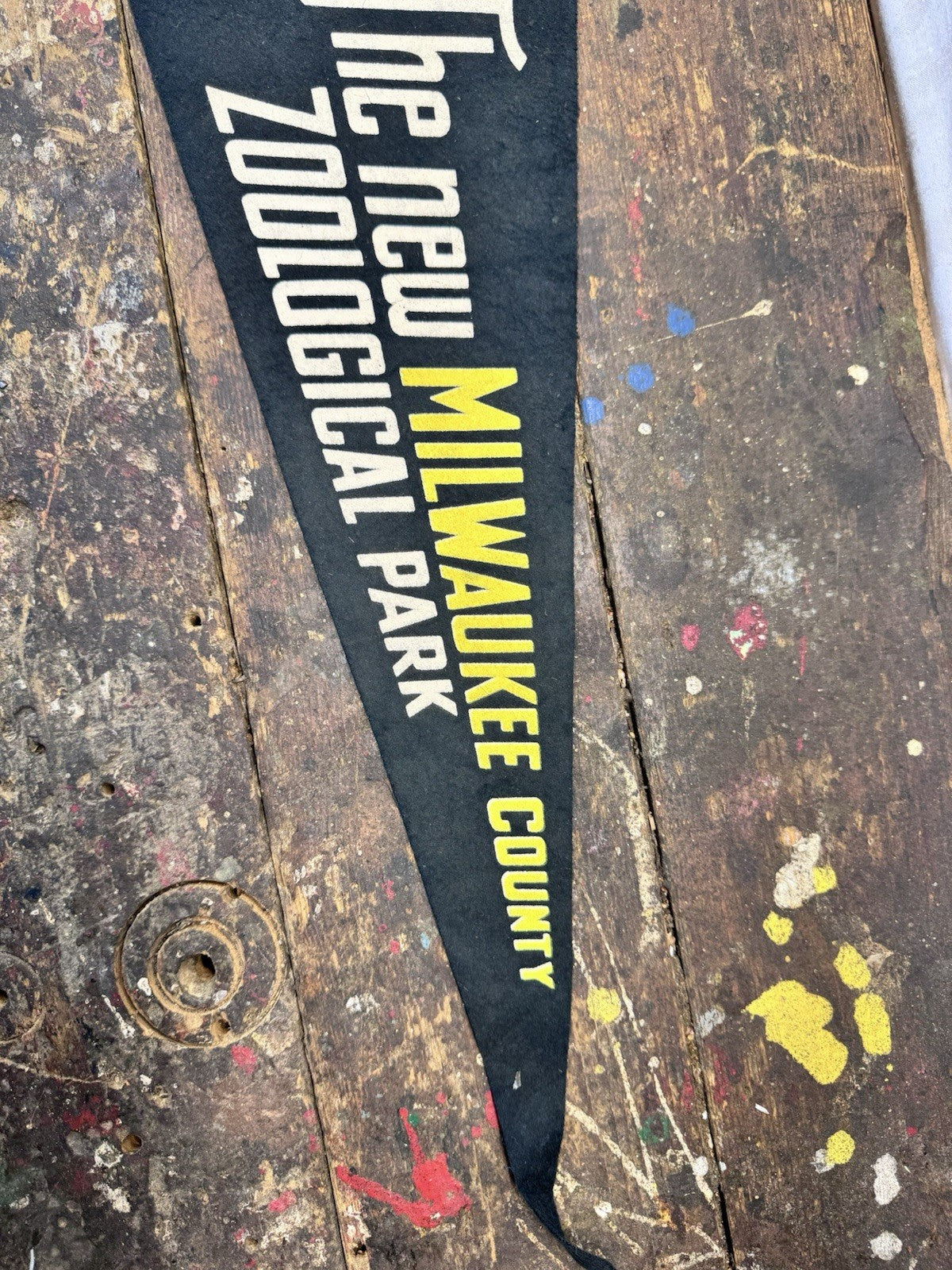 Vintage Souvenir Pennant Milwaukee County Zoological Park #1346