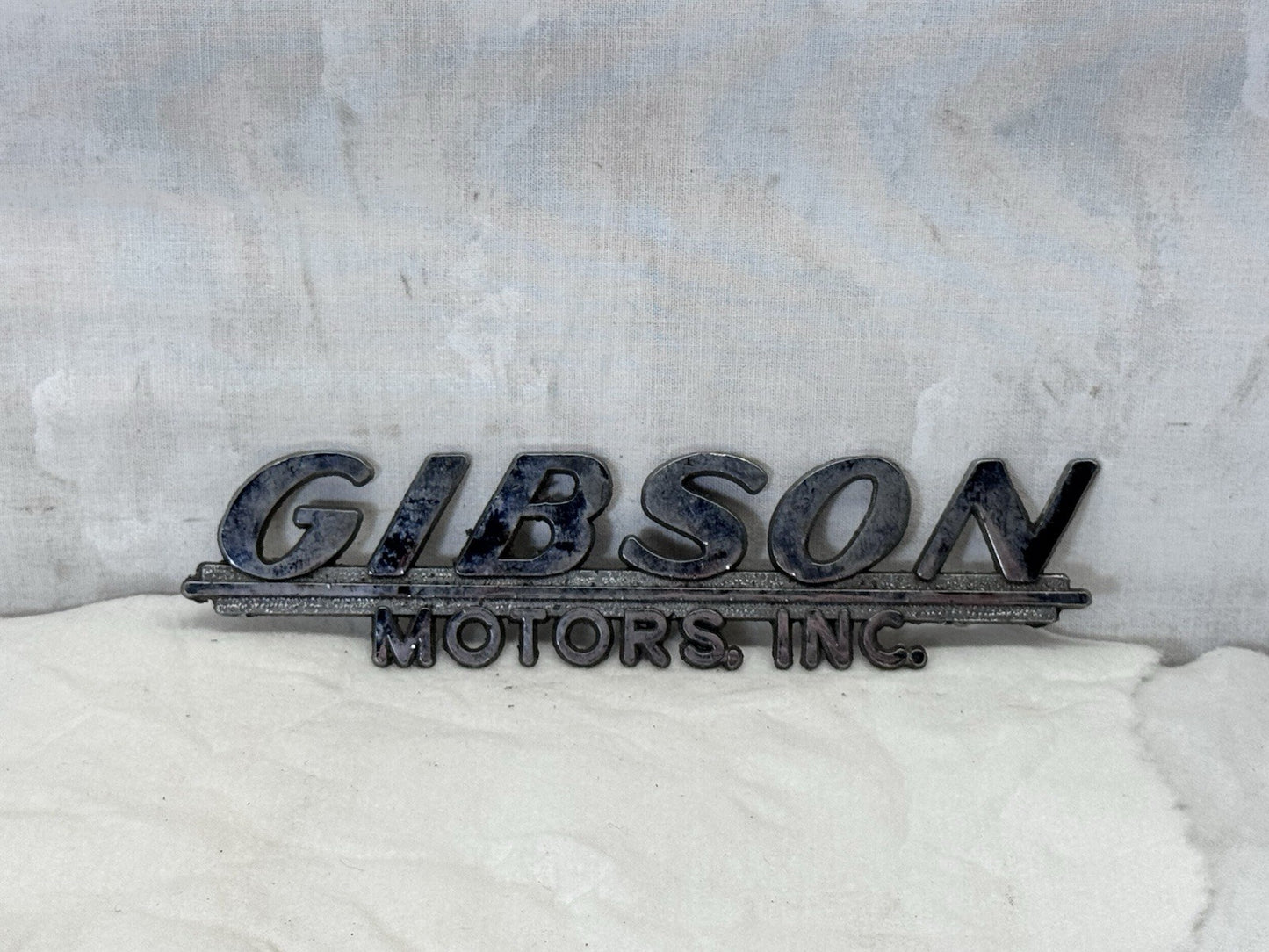 Gibson Motors Inc. Vehicle Badge Vintage #S-1860