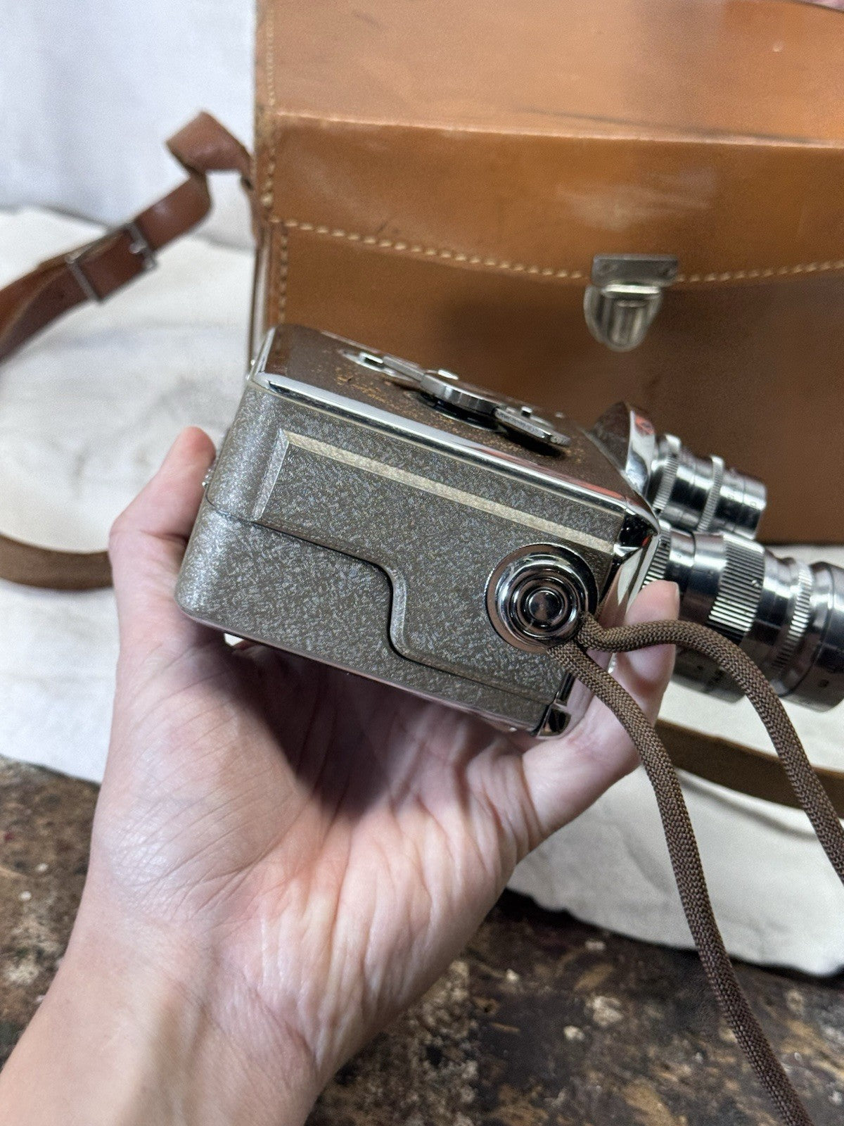 Revere 8 model 44 Movie Camera With Bag Vintage