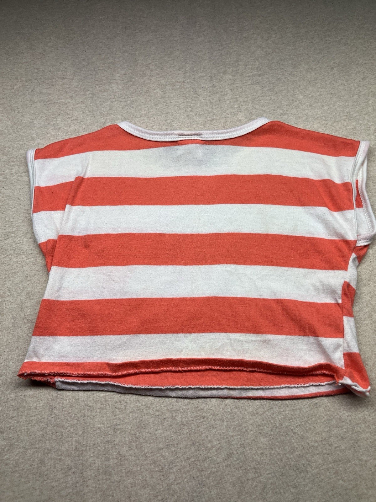 1980s Women’s S Sleeve Peach & Wht Knit Top