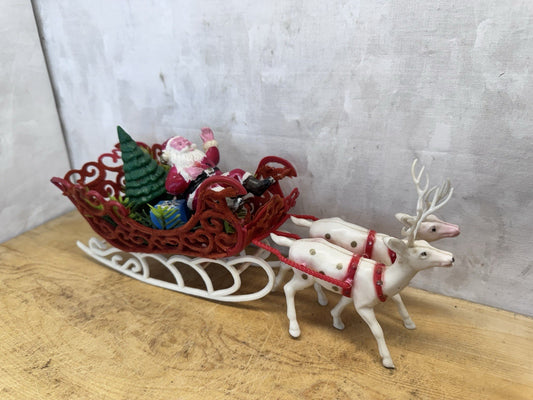 Vtg  Christmas Red Flocked Plastic Santa’s Sleigh & 4 White Reindeer #1592