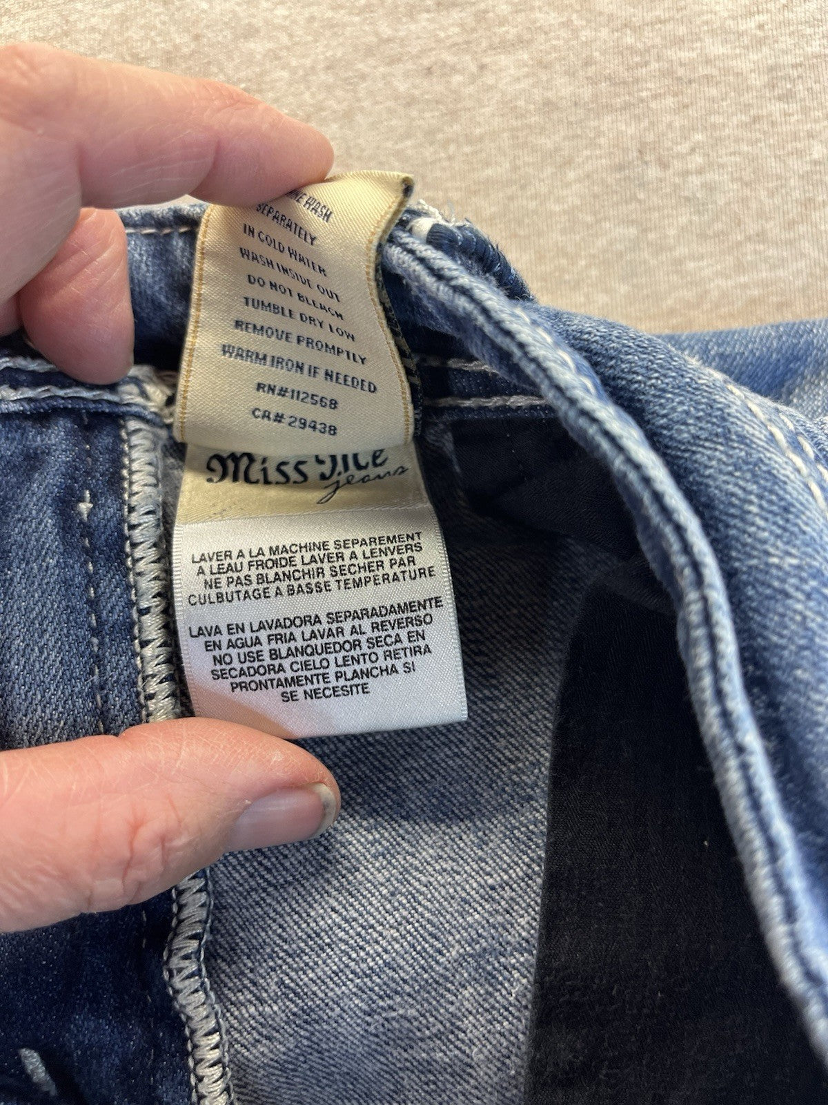 Miss Me Boyfriend Capri 28 Jeans