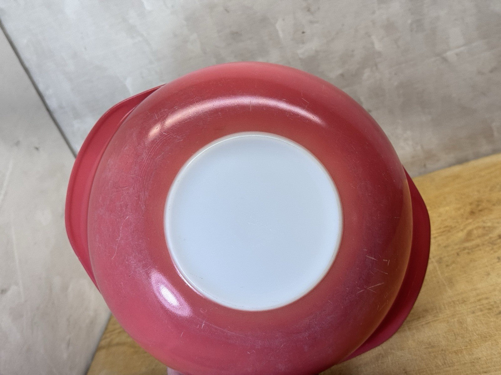 Pink Pyrex Vintage Bowl Has Paint Loss #S-1867