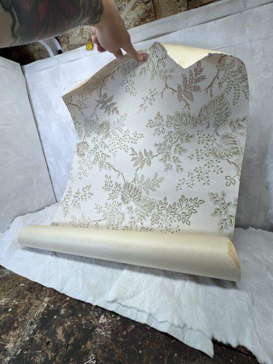 Floral Vintage Wall Paper NOS