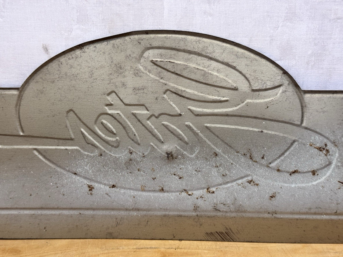 Gates Automotive Sign Vintage #1102