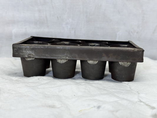 Unknown Antique tin  Mold #S-1764