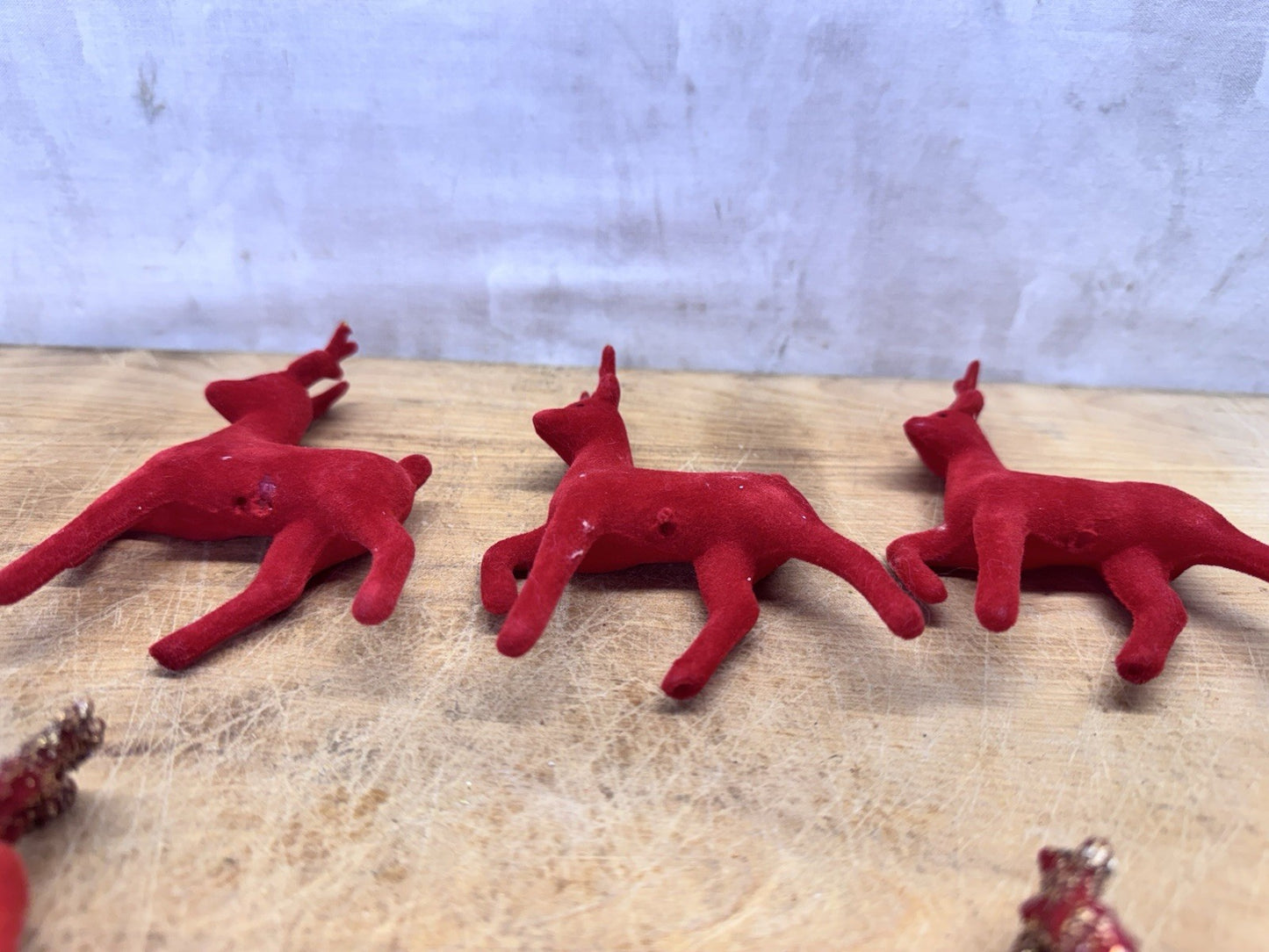 Vintage 6 Plastic Reindeer Red Flocked #1552