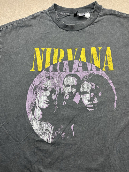Nirvana H & M Divided XL Tshirt