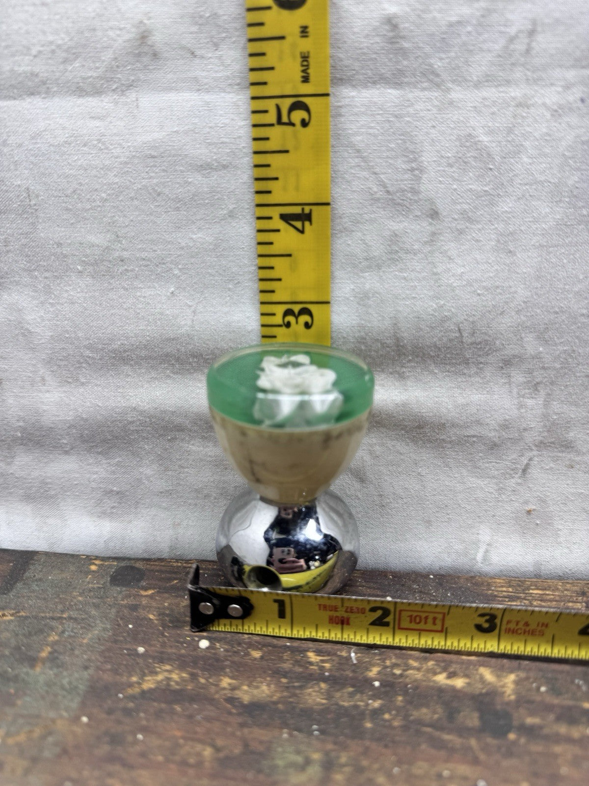 White Rose Gear Shift Knob Vtg #S-1545