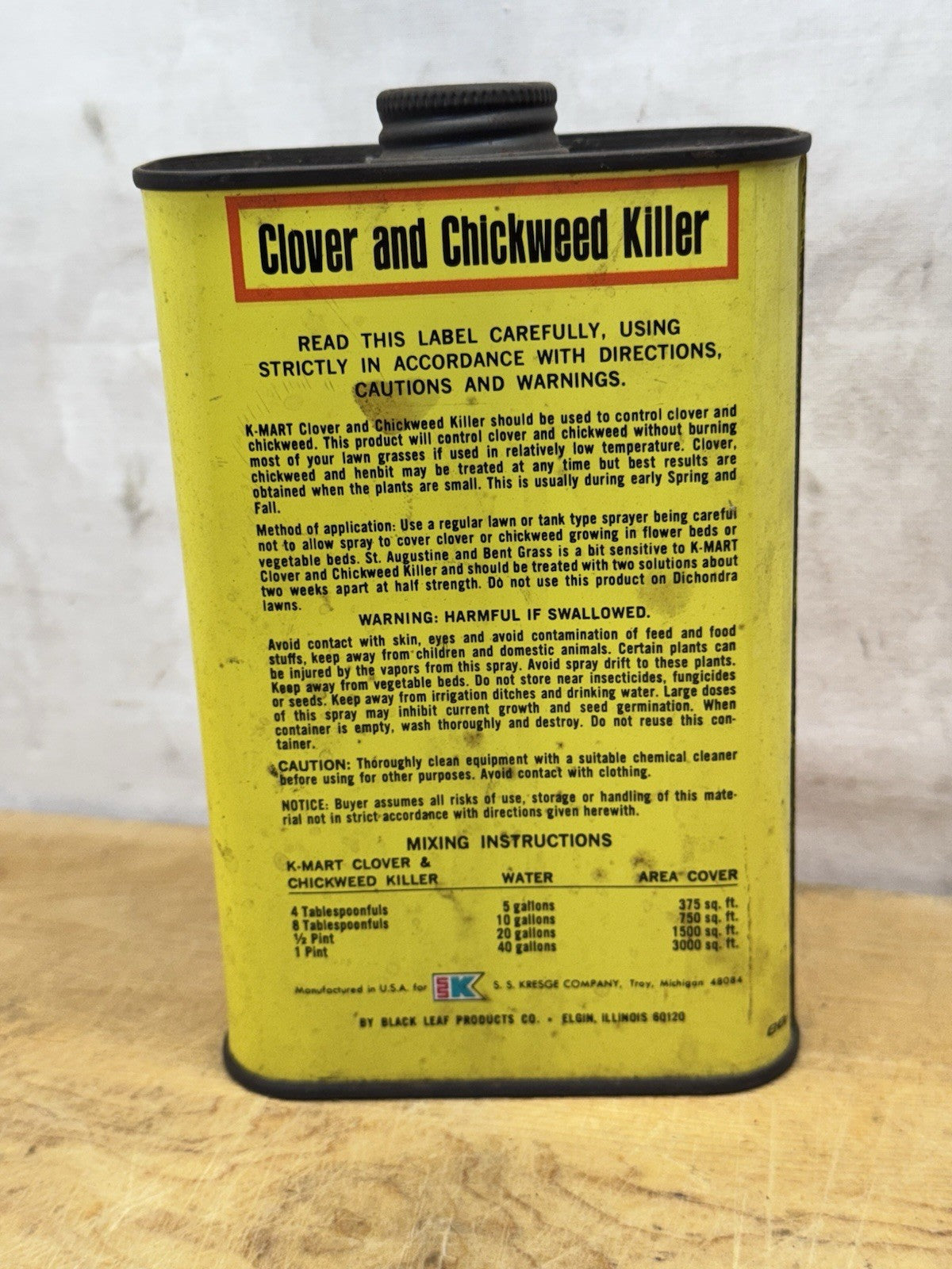 Vintage Clover And Chickweed Tin #1125