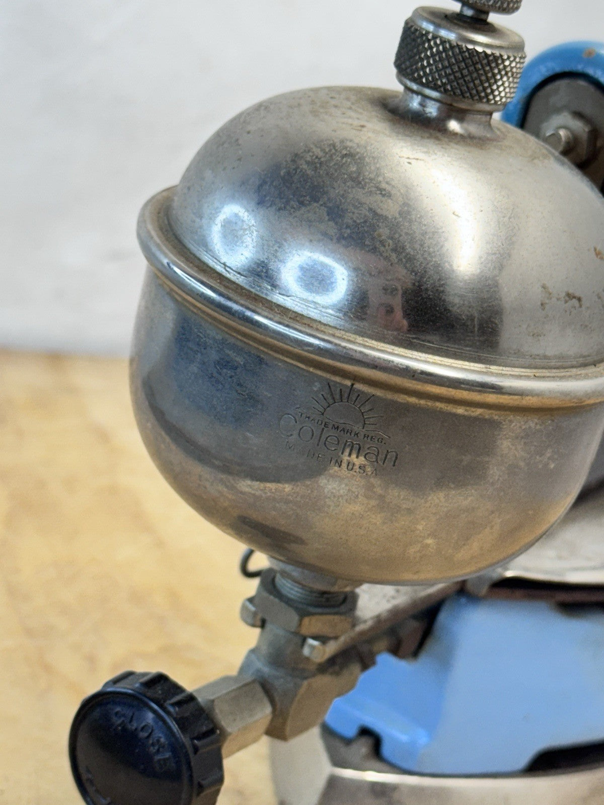Coleman Vtg Gas Fueled Blue Iron  #S-1582