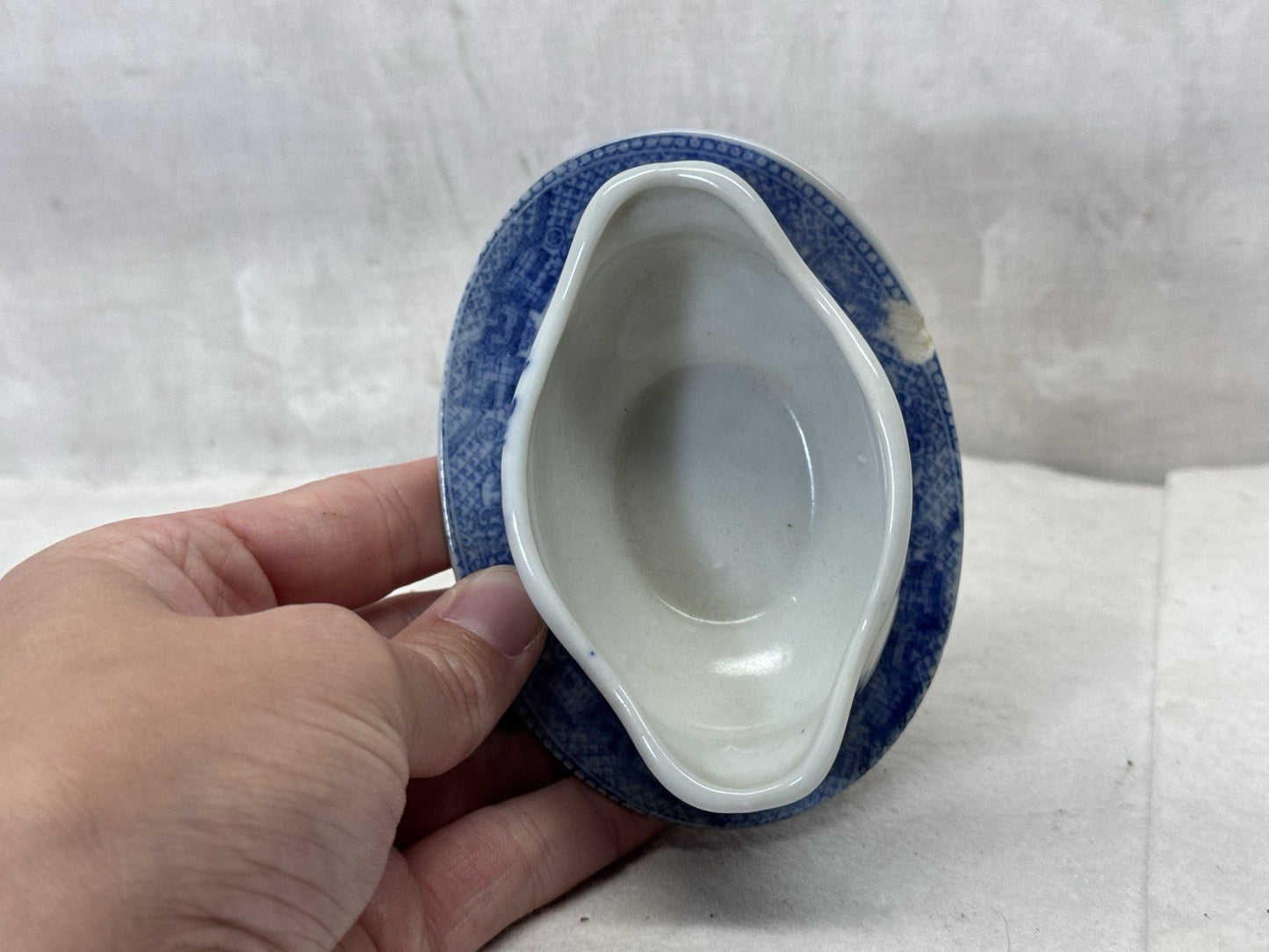 Blue Willow Japan Child’s Gravy Boat