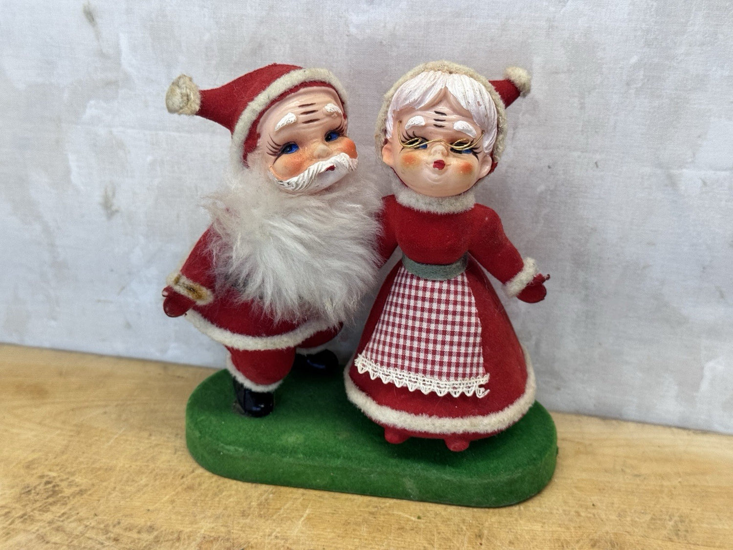 Red Flocked Santa Claus Ms Claus Vintage #1593