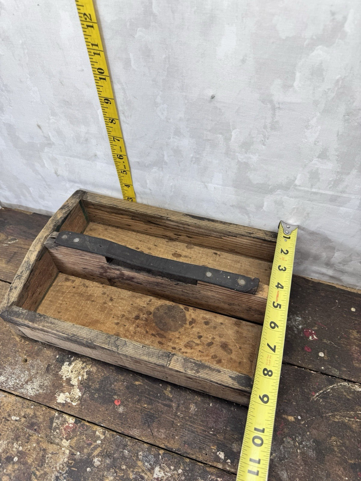 Primitive Tote Caddy Wooden Hand Made #S-1923