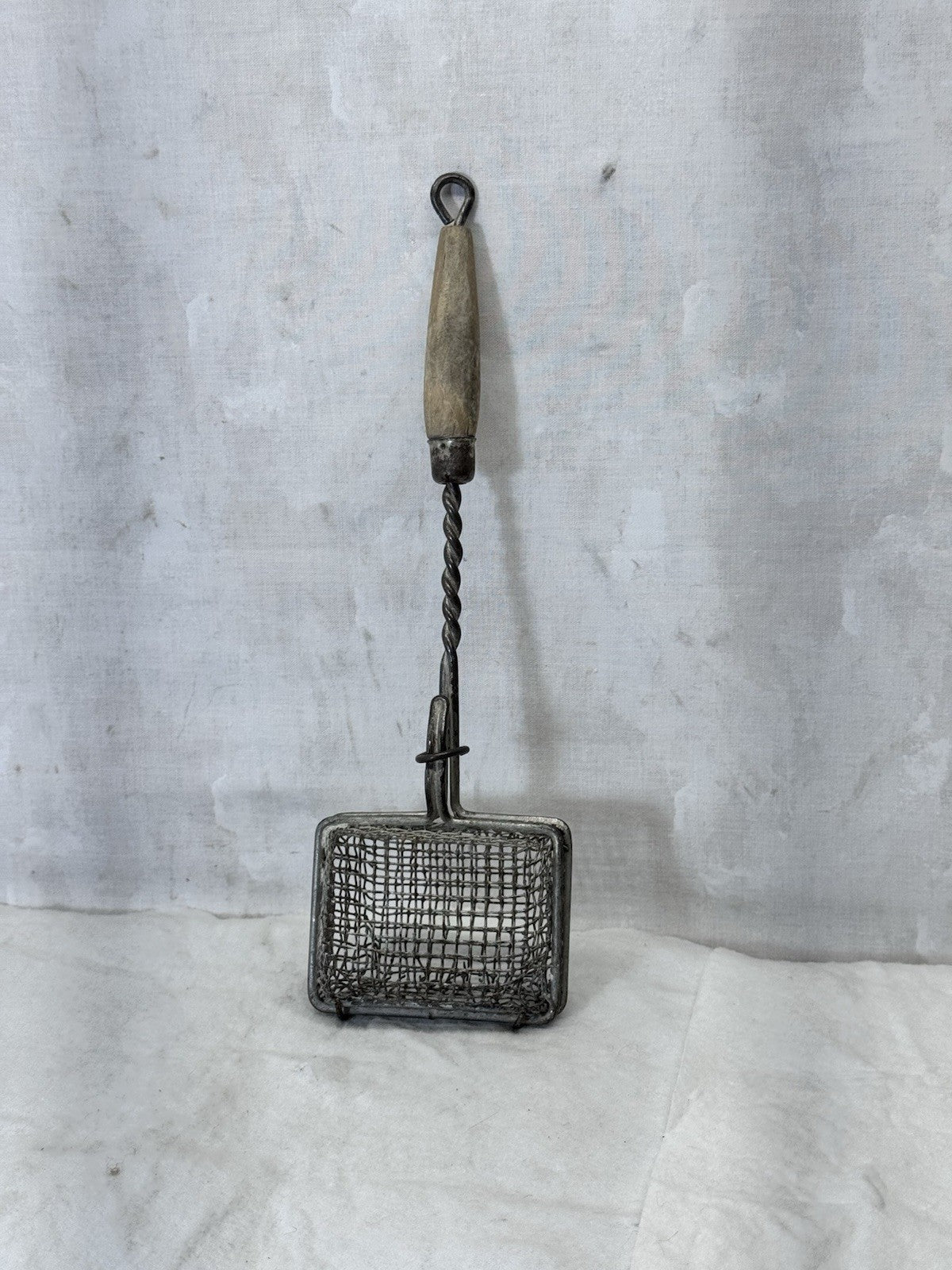 Wire Metal Vintage Soap Saver Wooden Handle