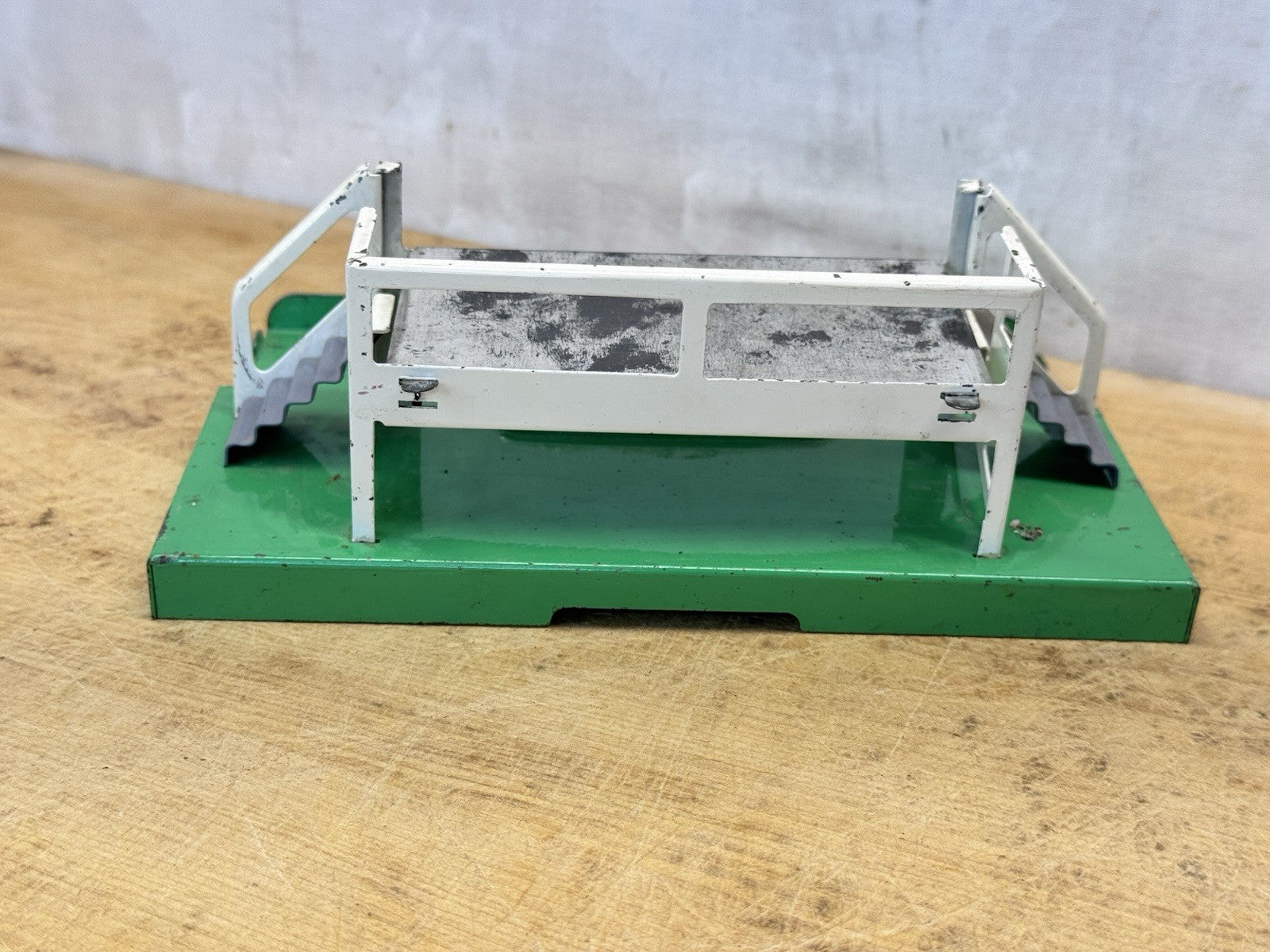 Lionel 3462P Operating Refrigerated Milk Car Platform Model Train Vtg #S-1606