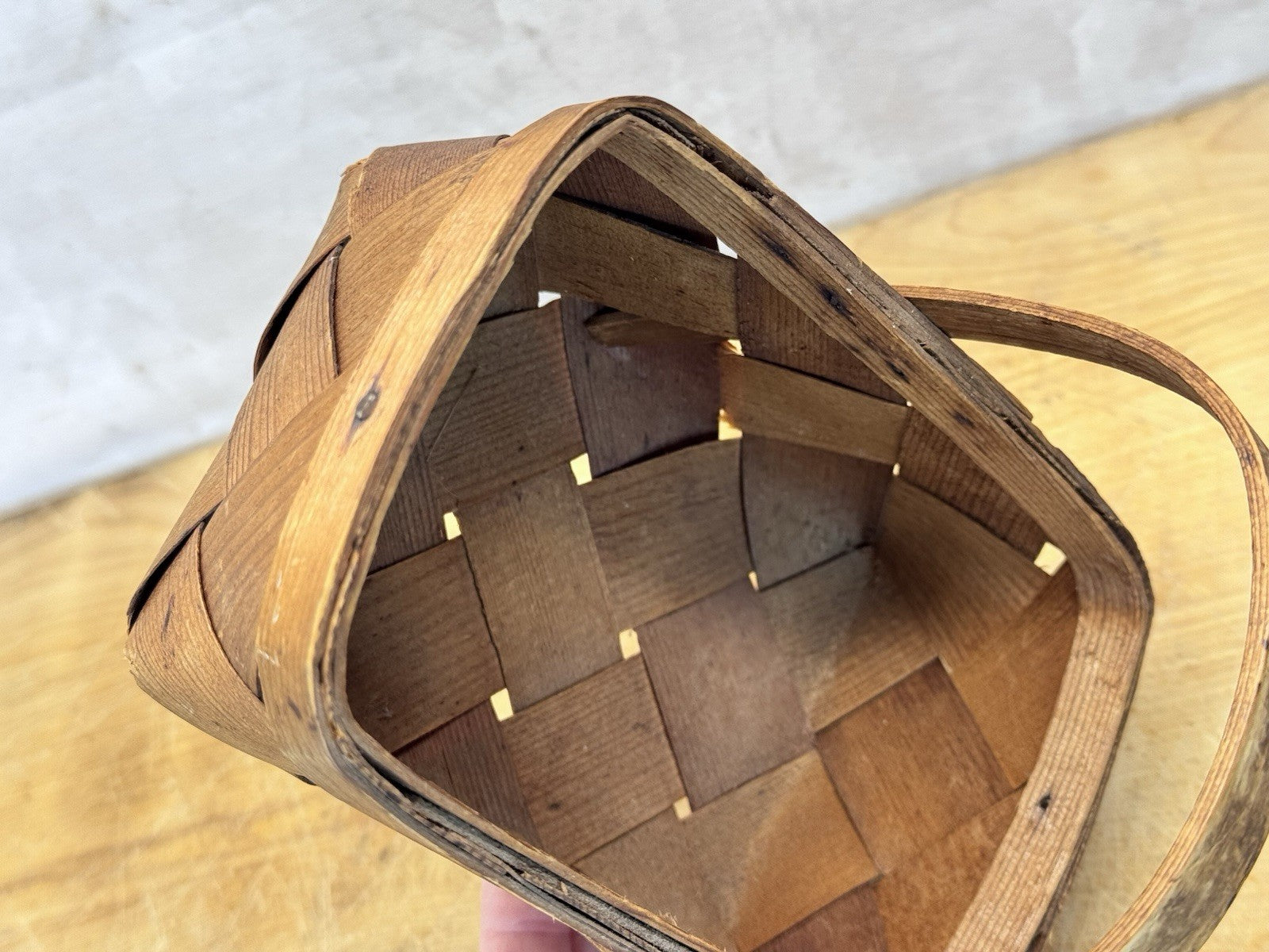Mini Woven Basket Vintage S-1562
