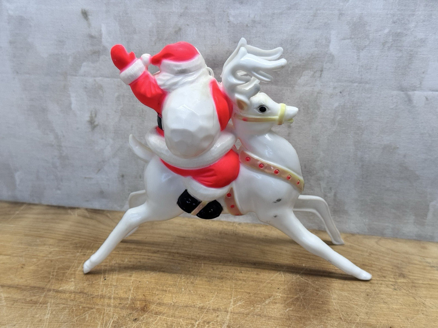 Vintage Santa Claus Christmas Reindeer #1482