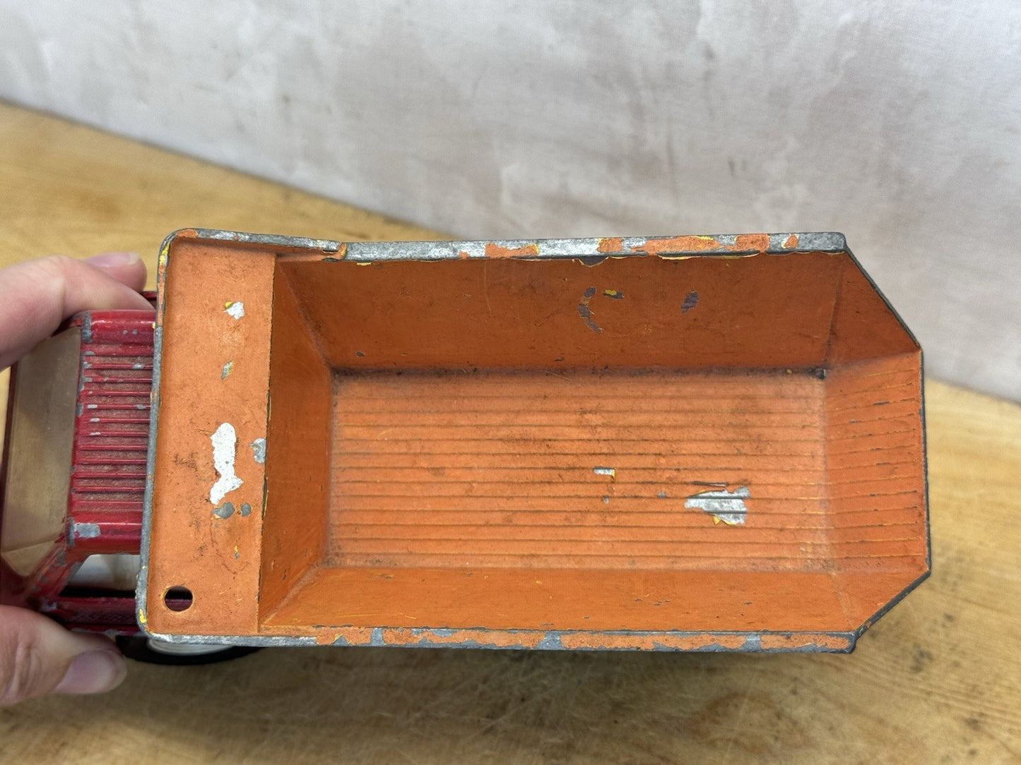 Vintage Hubley Metal Dump Truck Toy #S-1692