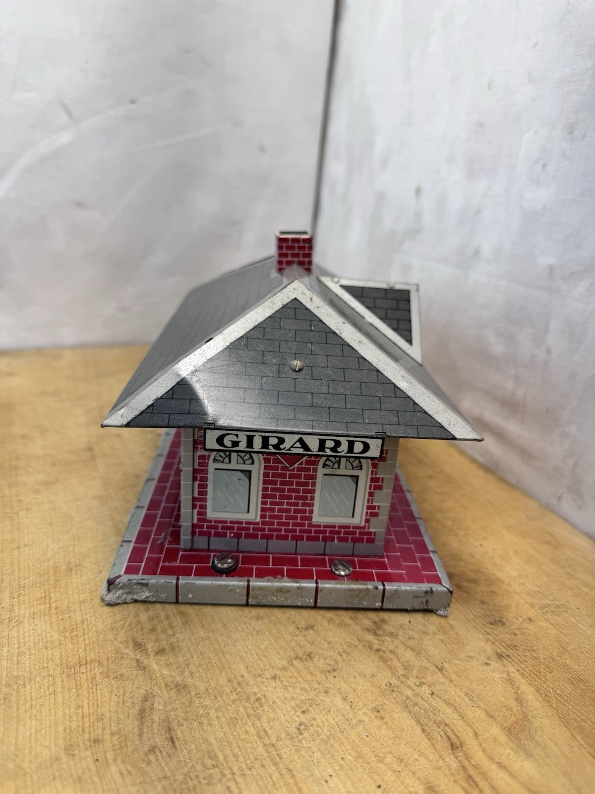 Vintage Marx 2960 Lighted Girard Whistling Station #S-1615