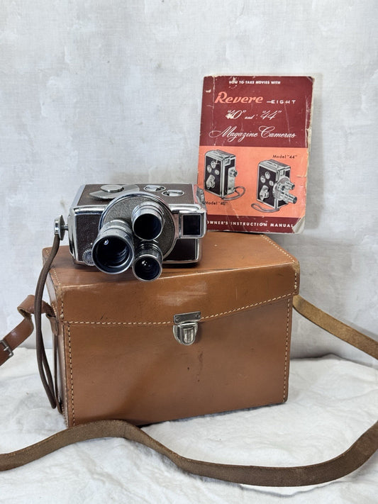 Revere 8 model 44 Movie Camera With Bag Vintage