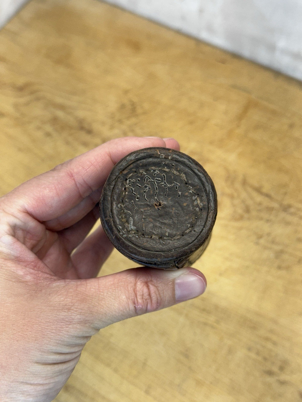 Vtg Round Leather Container Or Measure #S-1698